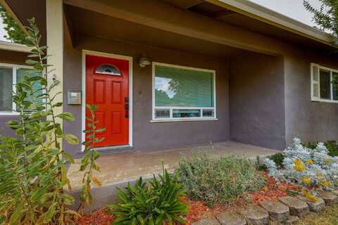1005 Gold Street, Redding, CA 96001
