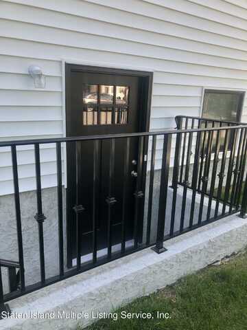 585 Lamont Avenue, Staten Island, NY 10312