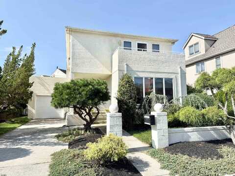 6 Bayside Ct, Margate City, NJ 08402