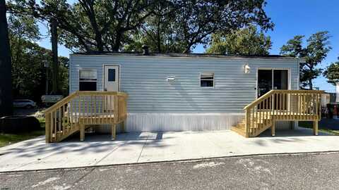 104 N 5th St, Rio Grande, NJ 08242