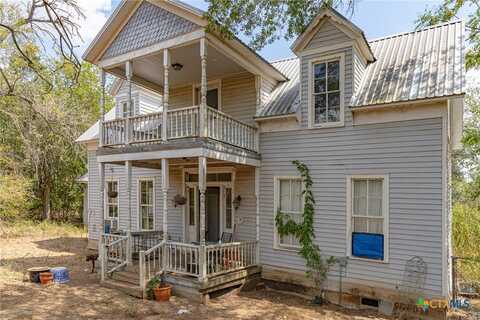 921 County Road 359, Shiner, TX 77984