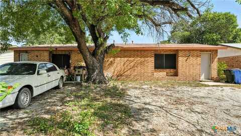 1144 Spruce Street, Seguin, TX 78155