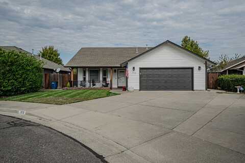 1318 SW Andy Griffith Drive, Grants Pass, OR 97527
