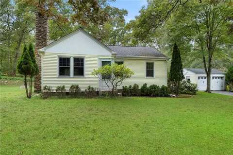 86 Oak Street, Hopkinton, RI 02804