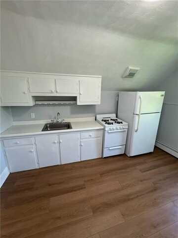 54 Pine Street, Providence, RI 02860