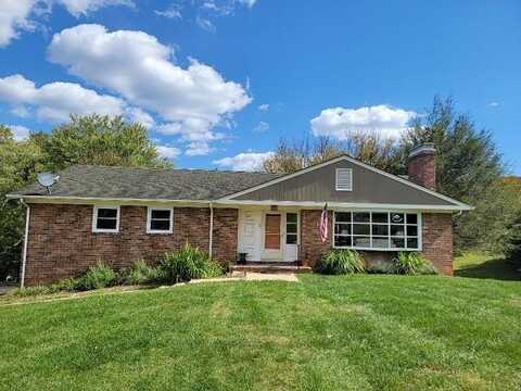 221 Alderman Street, Galax, VA 24333