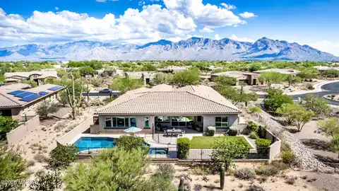 11725 N Luzon Court, Oro Valley, AZ 85737
