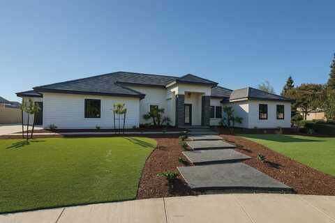 1701 S Crumal Street, Visalia, CA 93292