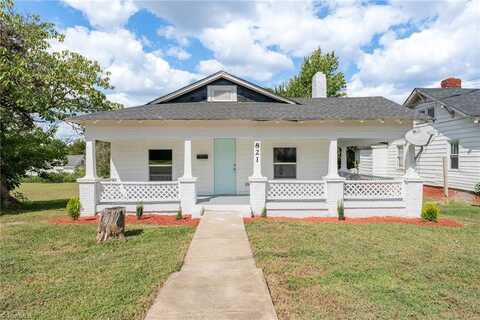 821 Moravia Street, Winston Salem, NC 27107