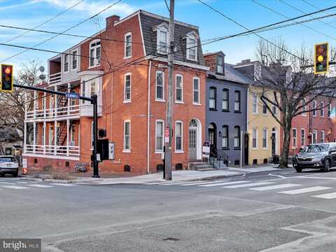 402 W LEMON STREET, LANCASTER, PA 17603