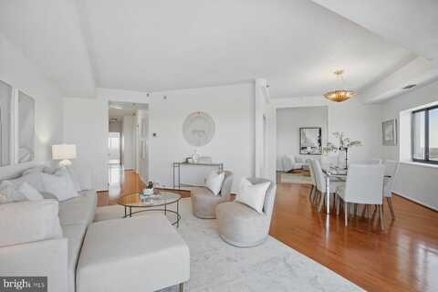900 N STAFFORD STREET N, ARLINGTON, VA 22203