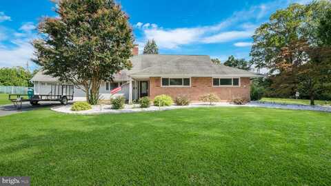2 FIREBUSH ROAD, LEVITTOWN, PA 19056