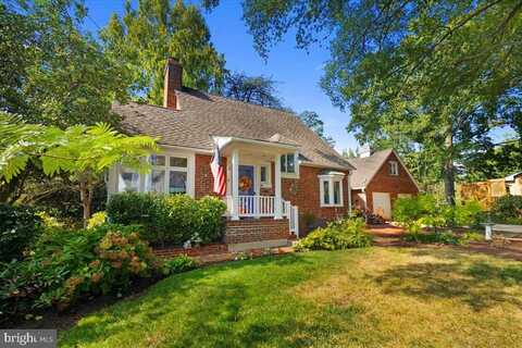 2630 S LYNN STREET, ARLINGTON, VA 22202