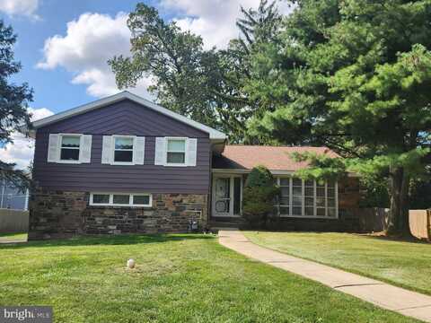 7804 LOUISE LANE, GLENSIDE, PA 19038