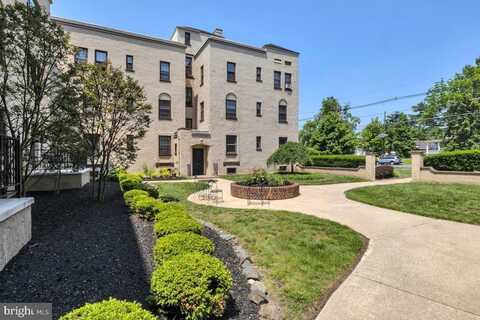 210 E MAPLE AVENUE, MERCHANTVILLE, NJ 08109
