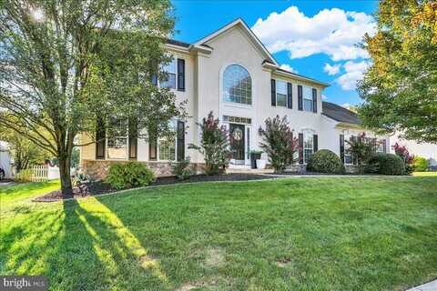 9 HIDDEN BROOK WAY, READING, PA 19608