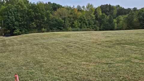 Memorial Drive, PARIS, TN 38242