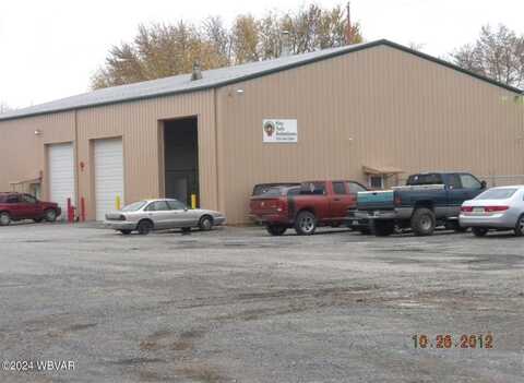 280 READING Lane, Montoursville, PA 17754