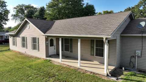 107 W 4th Street, Reynolds, IN 47980