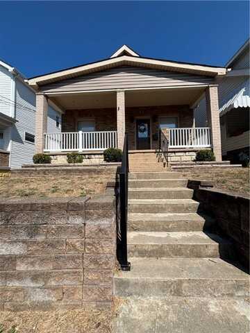 1015 Bernadina Ave, Ambridge, PA 15003