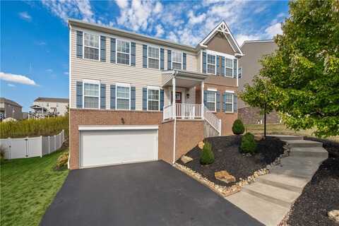 426 Patriot Dr, Collier, PA 15106