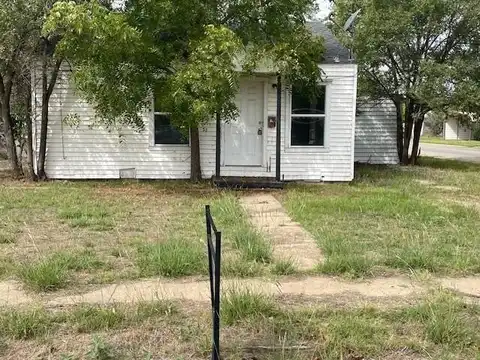 404 S Graham Street, Pampa, TX 79065
