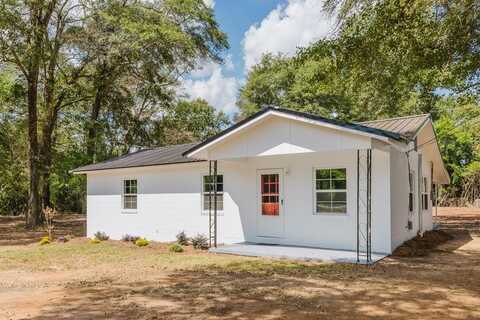 136 Loop Rd, Plains, GA 31780