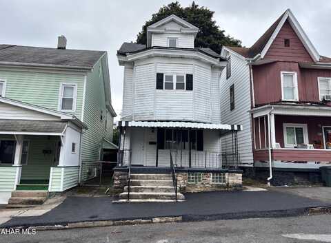 823 1st Avenue, Altoona, PA 16602