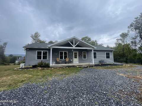 2136 Thistle Lane, Williamsburg, PA 16693