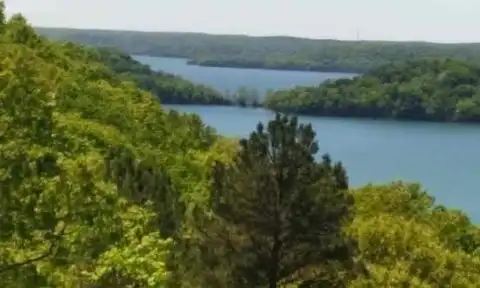 County Road 152, Eureka Springs, AR 72632