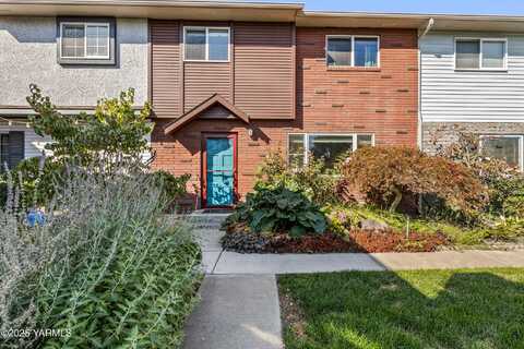 100 N 56th Ave, Yakima, WA 98908