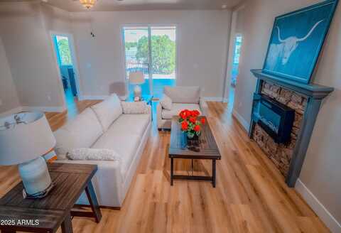 941 S RIDGEWAY Place, Show Low, AZ 85901