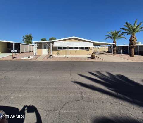 661 S HAWES Road, Mesa, AZ 85208