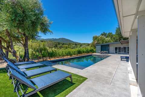 4920 Warm Springs Road, Glen Ellen, CA 95442