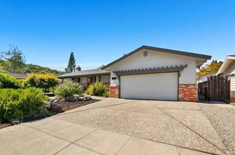 1005 Larkin Way, Napa, CA 94558