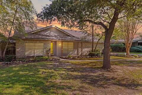 1916 W Sunset, Orange, TX 77630
