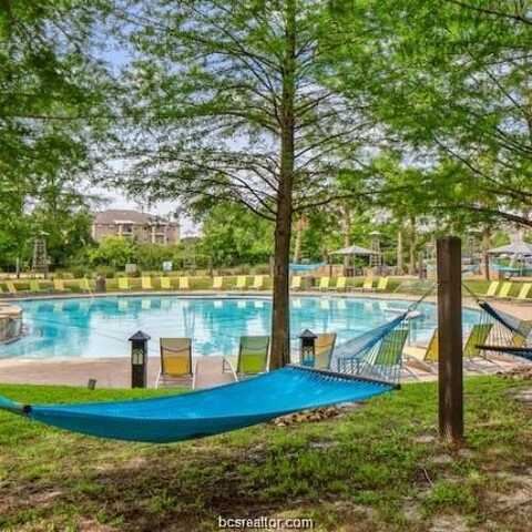 1725 Harvey Mitchell Parkway, College Station, TX 77840