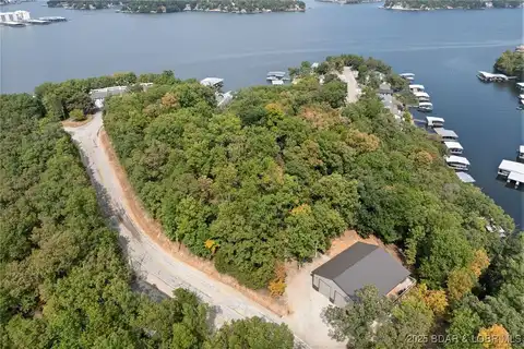132 Maple Road, Lake Ozark, MO 65049