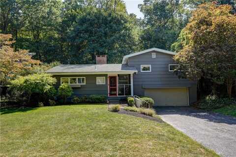 15 Drury Lane, Brighton, NY 14625