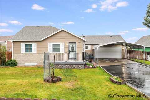 1124 CRESCENT DR, Cheyenne, WY 82007