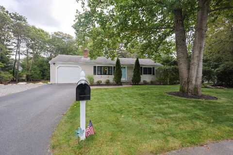 103 Seans Circle, Centerville, MA 02632