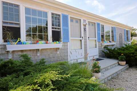 1 Redwing Place unit: 1 & 3, Dennis Port, MA 02639