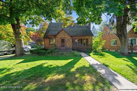 924 E SHERMAN AVE, Coeur D Alene, ID 83814