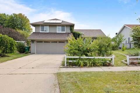 736 SE Richland Court, Ankeny, IA 50021