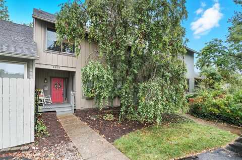8305 Woodbridge Lane, Deerfield, OH 45039