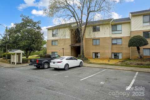 4816 Spring Lake Drive, Charlotte, NC 28212