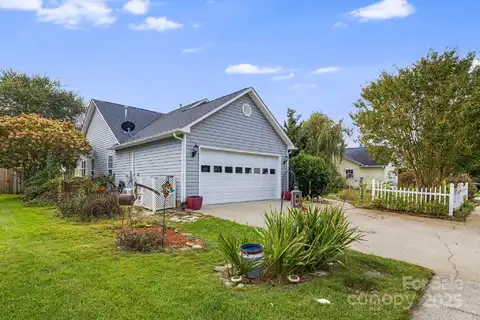 107 S Sunberry Trail, Fletcher, NC 28732