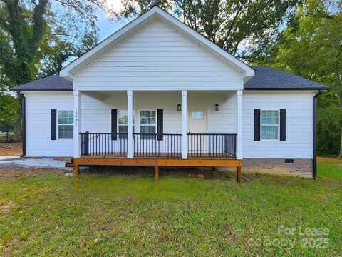 1303-2 W Gold Street Extension, Kings Mountain, NC 28086