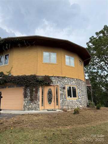 11 Olivia Circle, Alexander, NC 28701