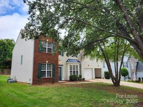 11819 Fox Glen Road, Charlotte, NC 28269